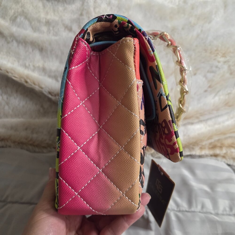 NWT - Caleesa Graffiti Print Shoulder Bag - Picture 3 of 14